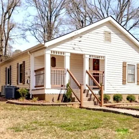 Stylish Cottage Near Airport Atlanta Exterior foto
